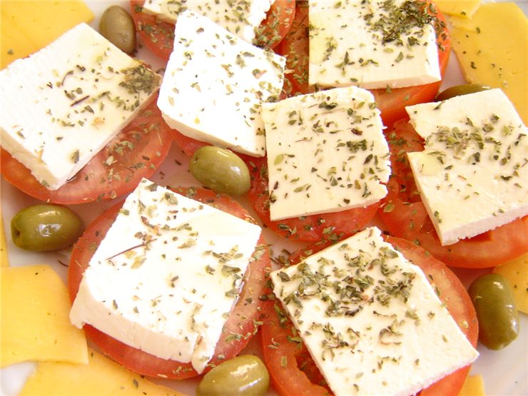 Picture Of Cheese Tomato And Olives