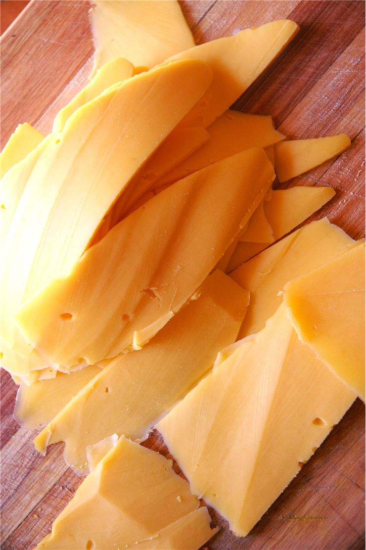 Picture Of Farm Gouda Cheese